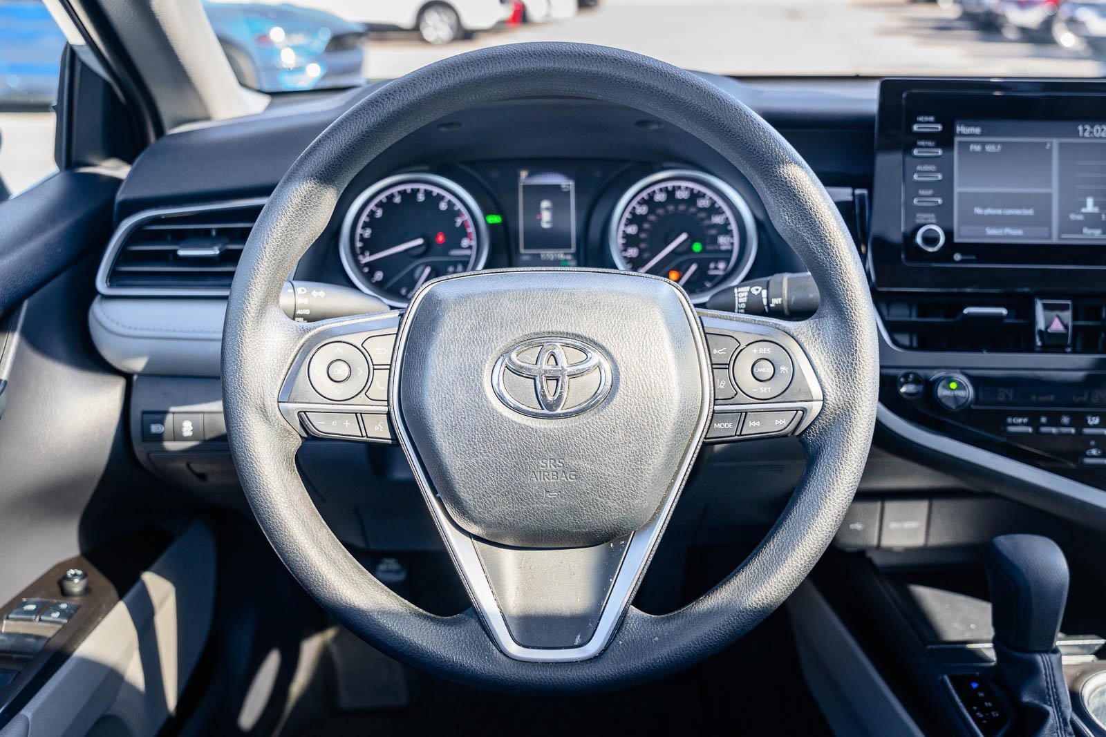 Used 2022 Toyota Camry LE image 22
