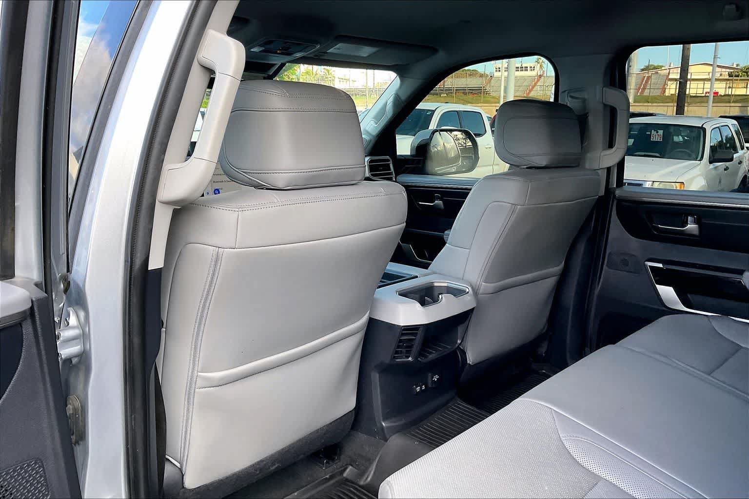 Used 2023 Toyota Tundra Limited AWD/4WD image 12