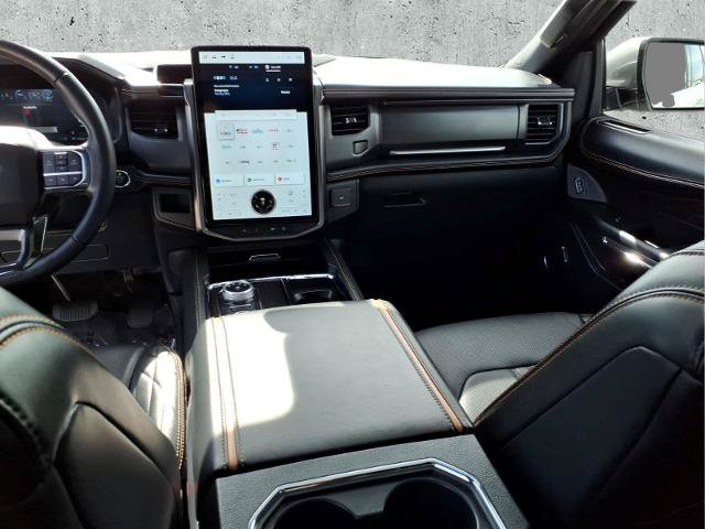 Certified 2022 Ford Expedition Platinum AWD/4WD image 16