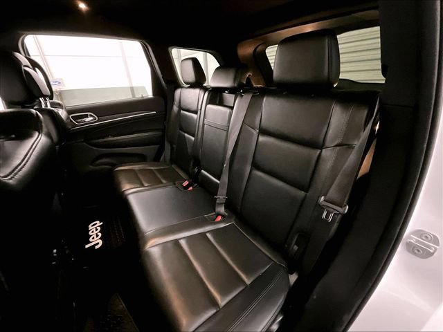 Used 2019 Jeep Grand Cherokee Limited AWD/4WD image 25