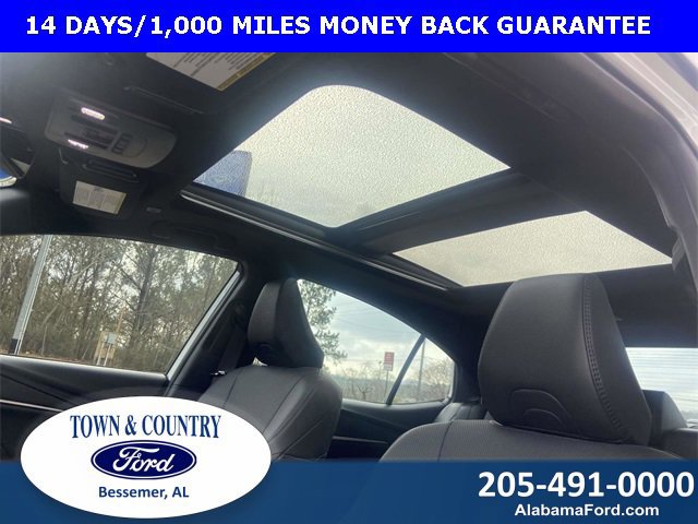 Used 2025 Toyota Camry XSE image 19