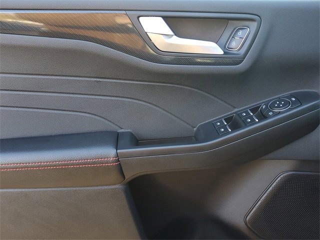Certified 2023 Ford Escape ST-Line w/ Tech Pack #1 image 9