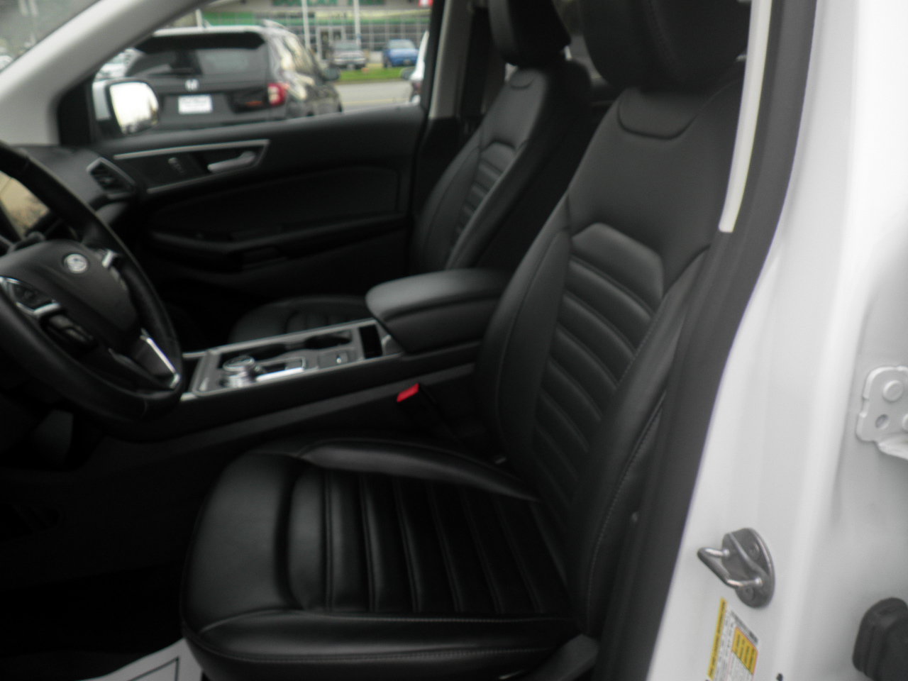 Certified 2024 Ford Edge SEL w/ Convenience Package AWD/4WD image 13
