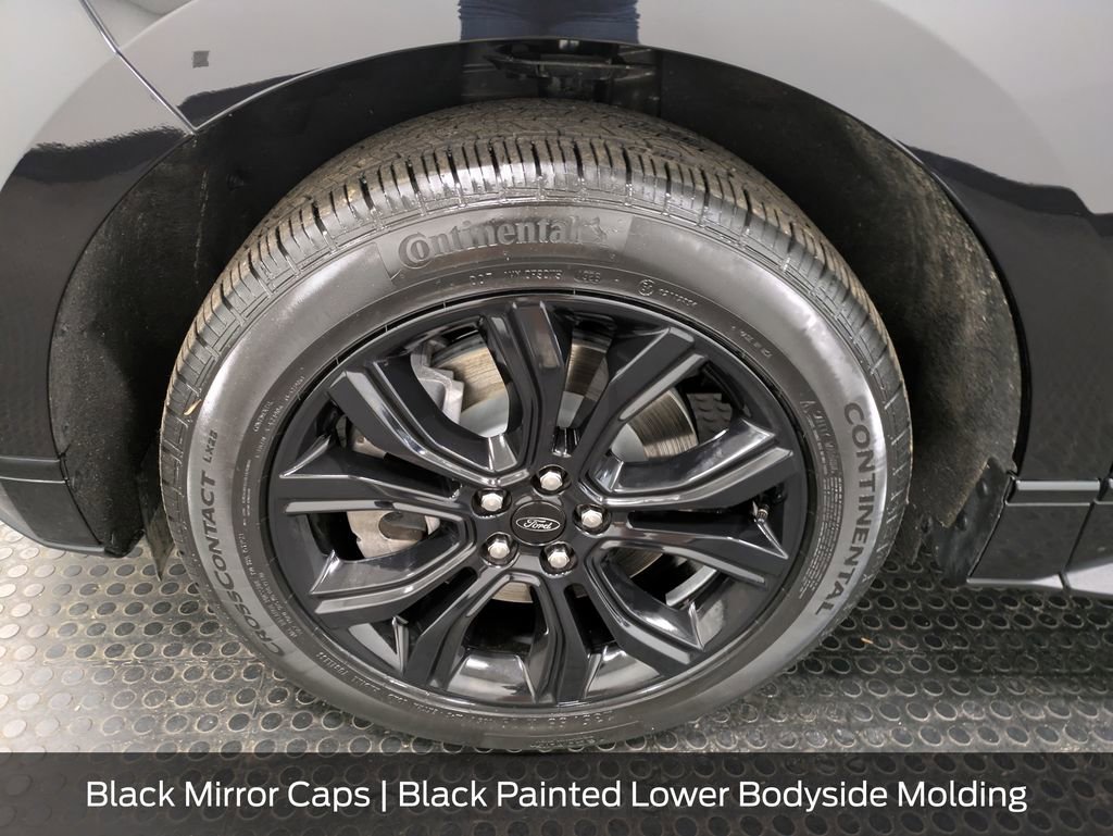 Certified 2024 Ford Edge SE w/ Black Appearance Package AWD/4WD image 9