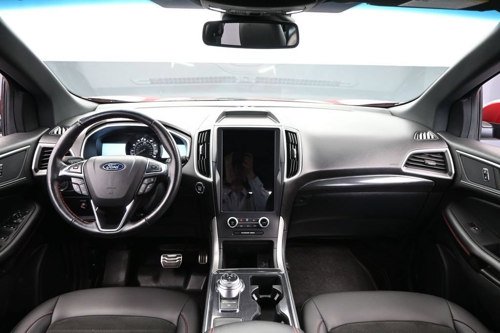 Certified 2021 Ford Edge ST-Line w/ Class II Trailer Tow Package AWD/4WD image 19
