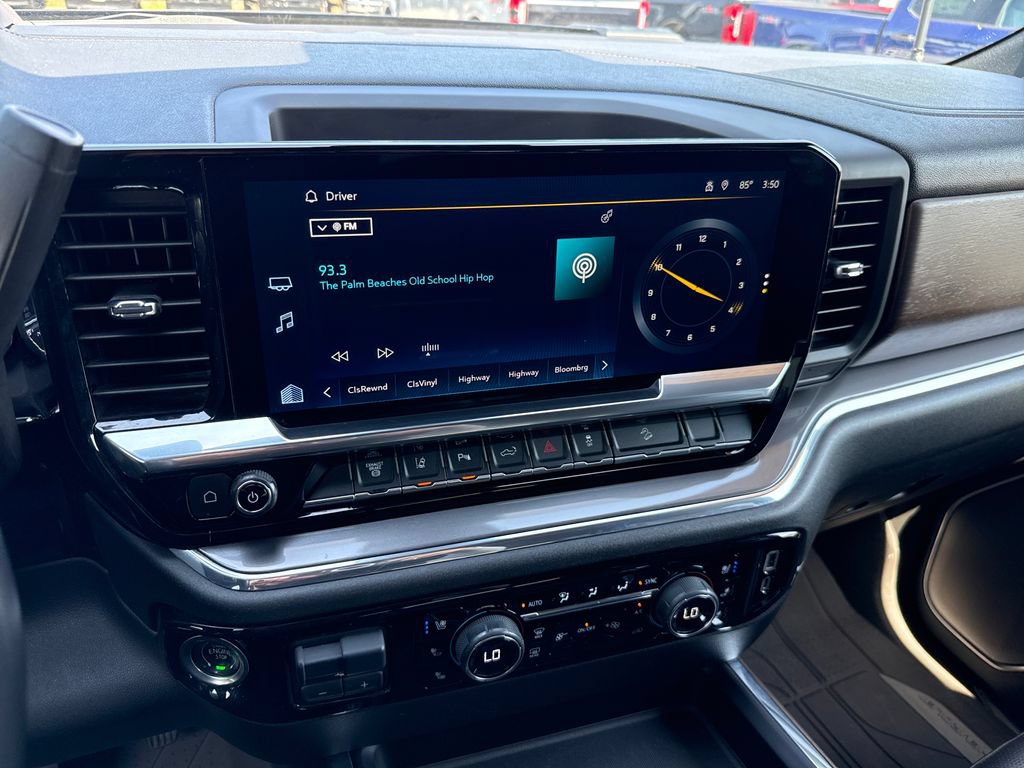 Used 2024 Chevrolet Silverado 2500 High Country w/ Technology Package AWD/4WD image 21