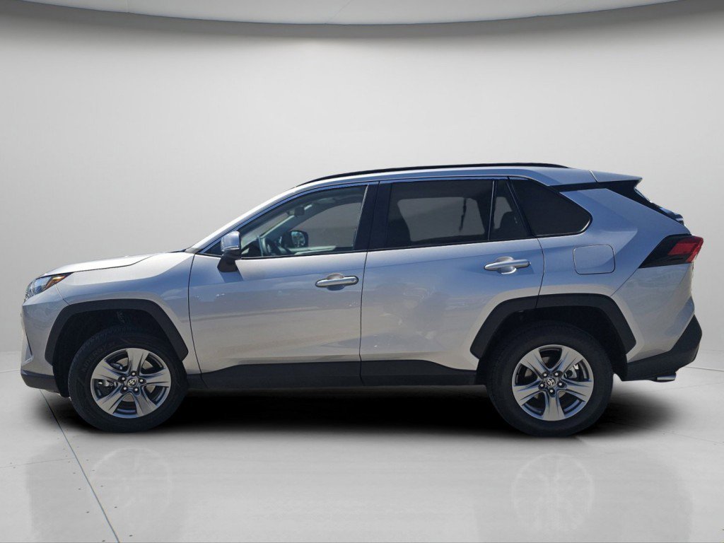 Used 2024 Toyota RAV4 XLE w/ Convenience Package AWD/4WD image 19
