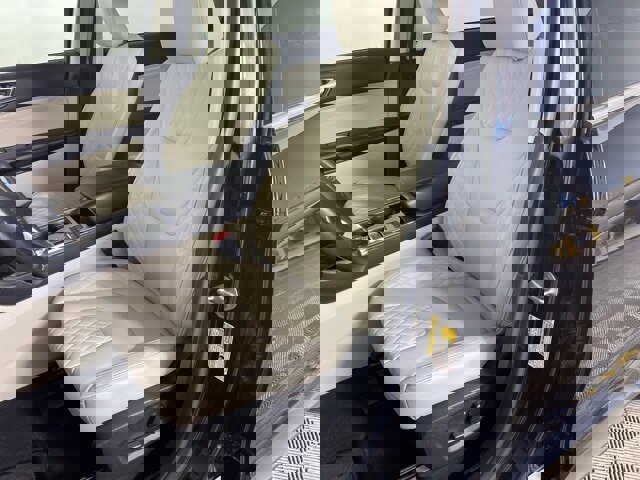 Certified 2023 Ford Edge Titanium w/ Class II Trailer Tow Package image 16