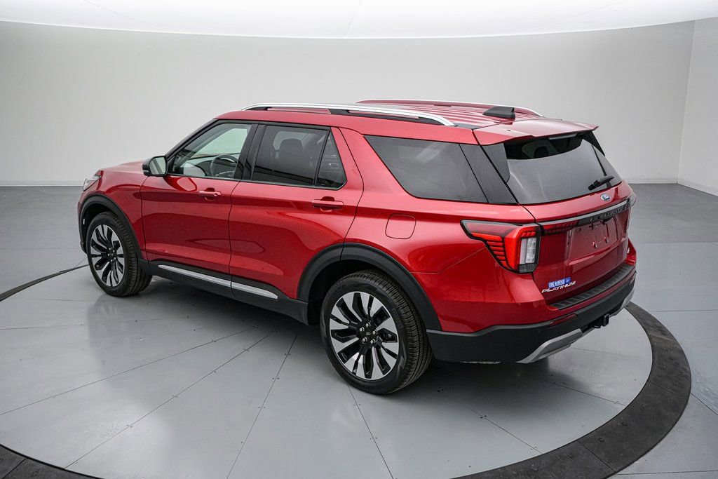 Certified 2025 Ford Explorer Platinum w/ LUX Leather Package image 3