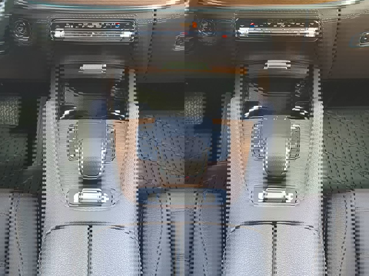 Used 2022 Mercedes-Benz GLE 450 4MATIC image 17