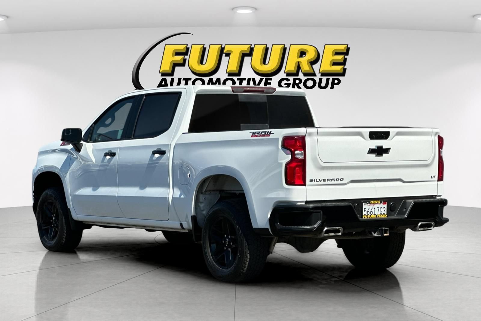 Used 2021 Chevrolet Silverado 1500 LT Trail Boss w/ Convenience Package II AWD/4WD image 5