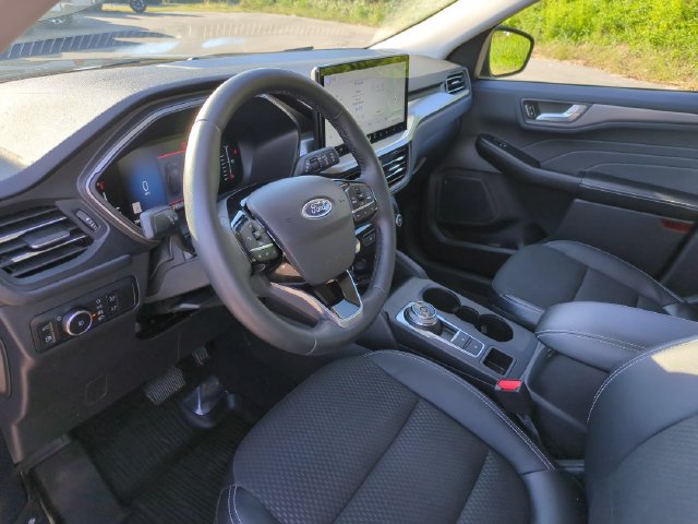 Certified 2024 Ford Escape SE FWD image 15
