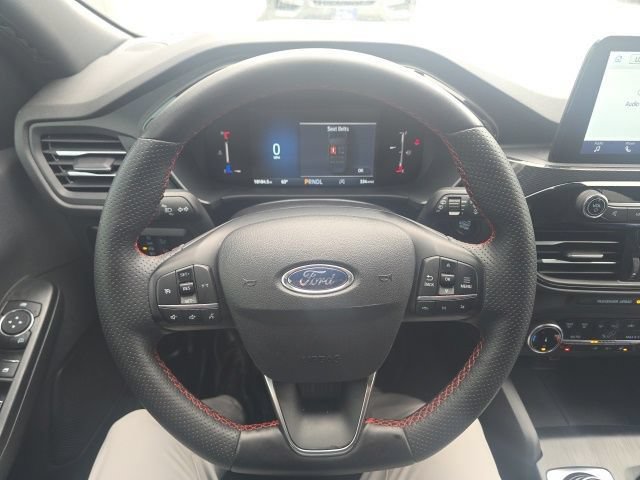 Certified 2025 Ford Escape ST-Line w/ Cold Weather Package AWD/4WD image 18