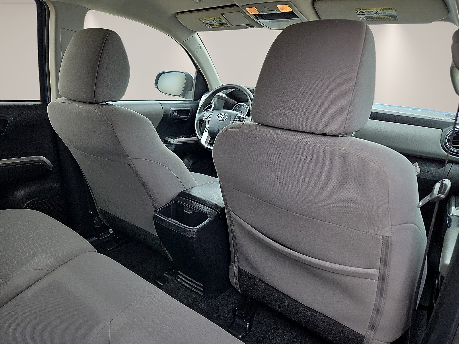 Used 2019 Toyota Tacoma SR5 AWD/4WD image 10