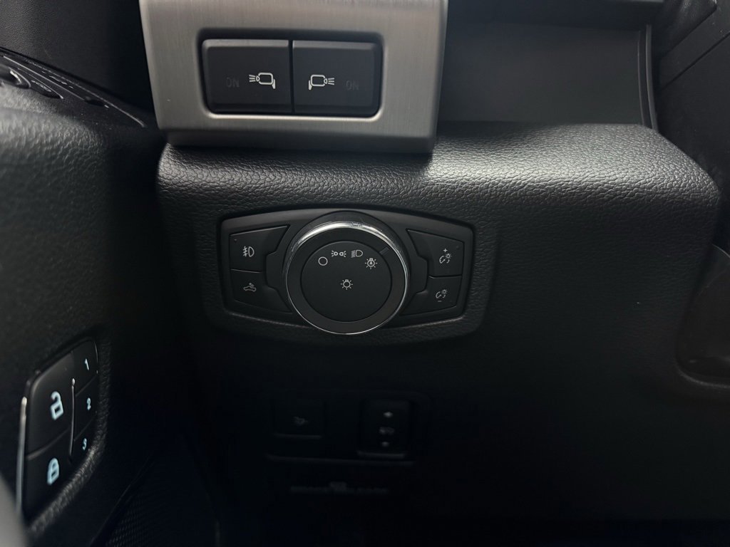 Certified 2019 Ford F250 Platinum w/ Platinum Ultimate Package image 13