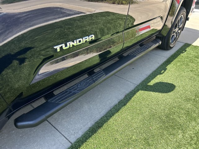 Used 2024 Toyota Tundra Limited AWD/4WD image 16