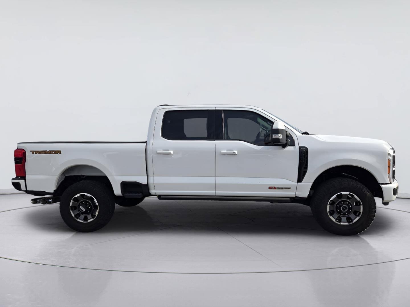 Certified 2023 Ford F250 Lariat w/ Lariat Ultimate Package AWD/4WD image 4