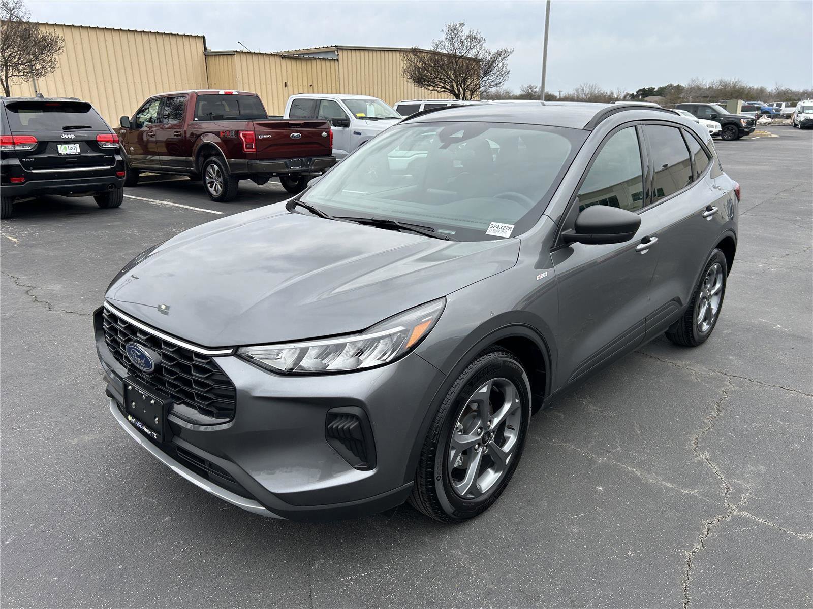 Certified 2025 Ford Escape ST-Line image 7