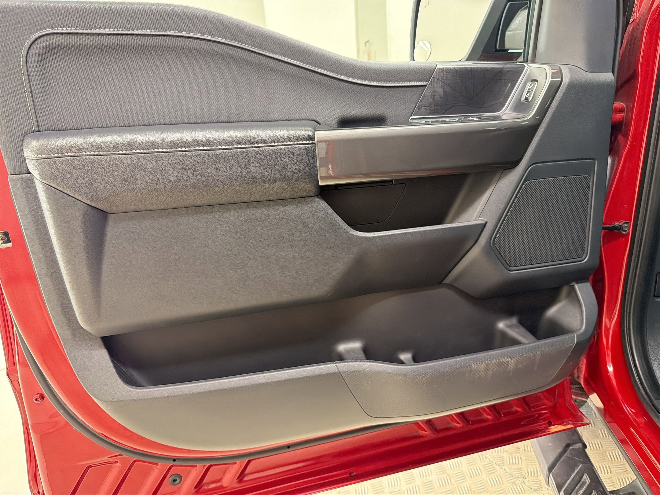 Certified 2022 Ford F150 XLT w/ Equipment Group 302A High image 19