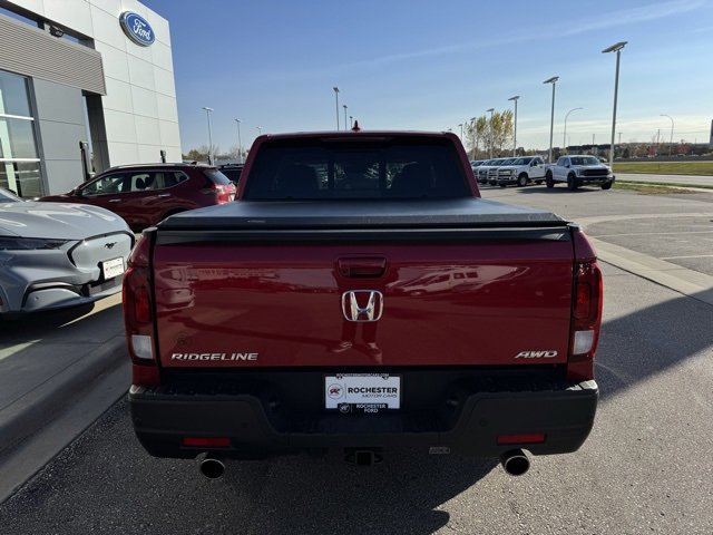 Used 2023 Honda Ridgeline RTL-E image 2