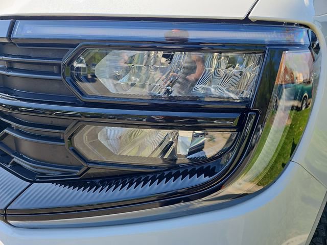 Certified 2025 Ford Expedition Active image 30