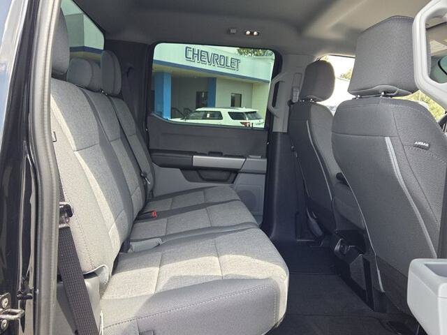 Certified 2025 Ford F250 XL w/ STX Appearance Package AWD/4WD image 14