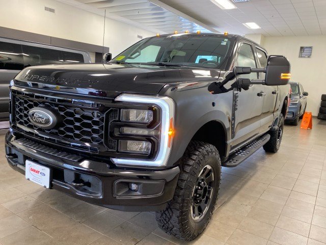 Certified 2026 Ford F250 Lariat w/ Tremor Off-Road Package AWD/4WD image 4
