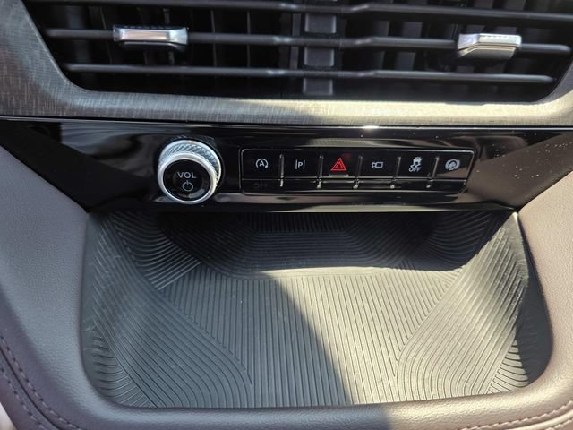Certified 2026 Ford Explorer Platinum RWD image 16