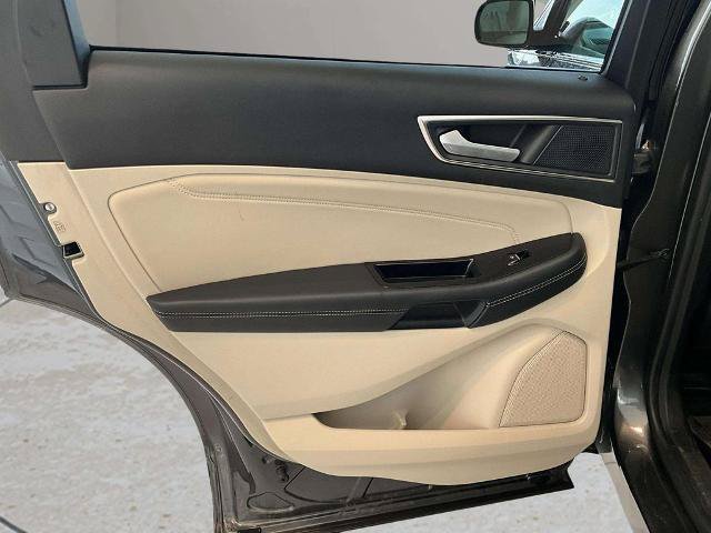 Certified 2019 Ford Edge Titanium w/ Cold Weather Package AWD/4WD image 20