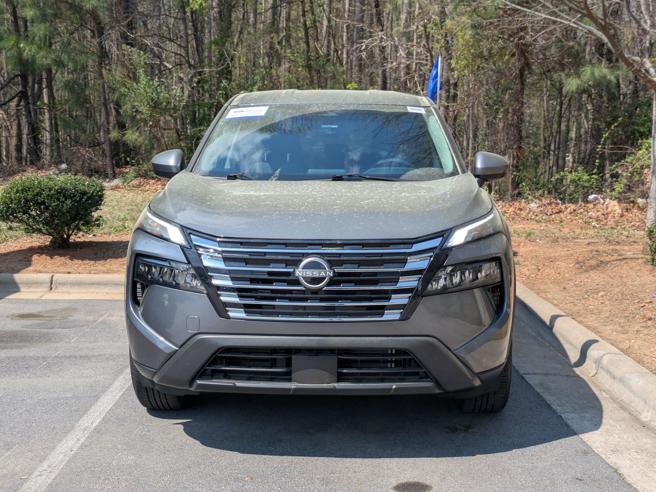 Used 2026 Nissan Rogue SV FWD image 7