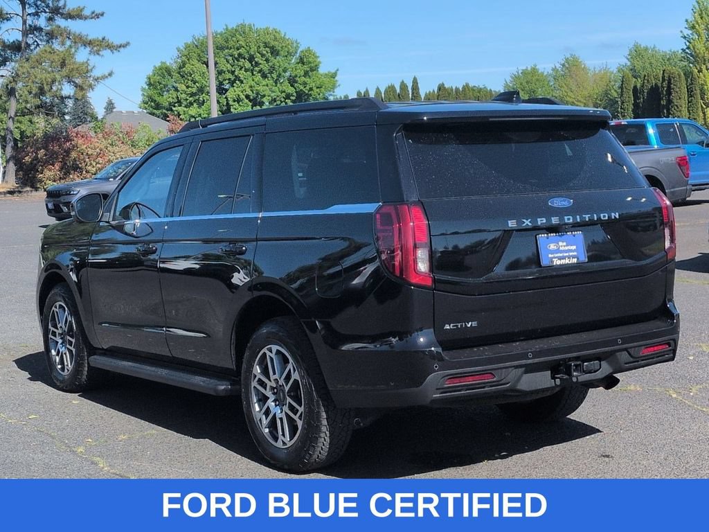 Certified 2025 Ford Expedition Active AWD/4WD image 3