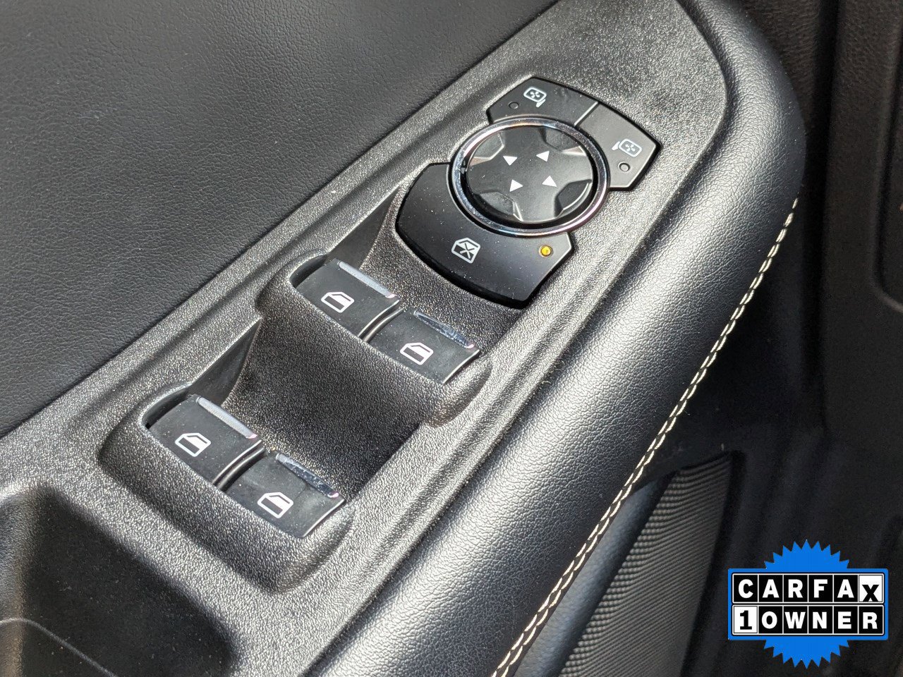 Certified 2023 Ford Edge ST image 28