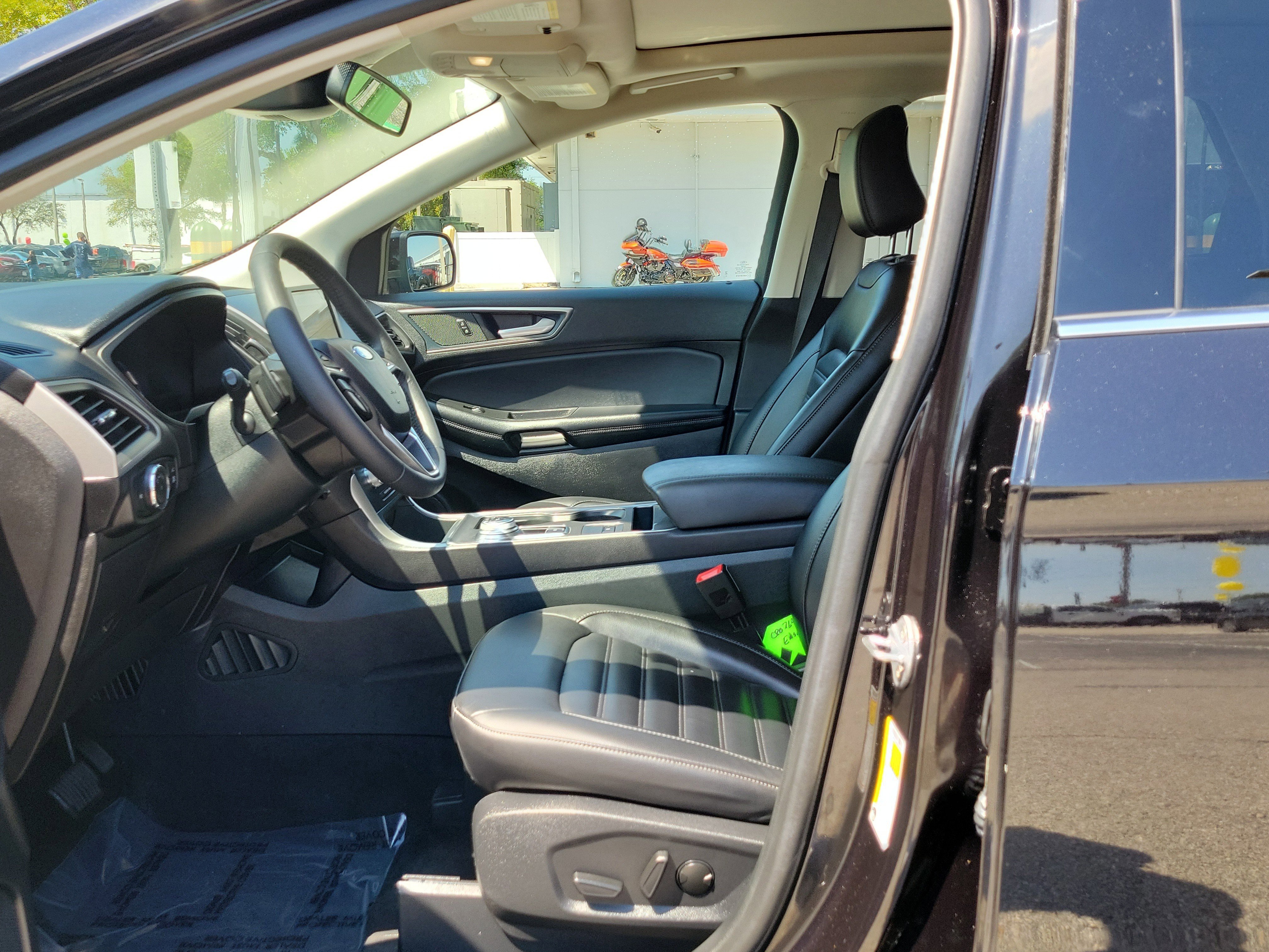 Certified 2024 Ford Edge SEL w/ Convenience Package image 21