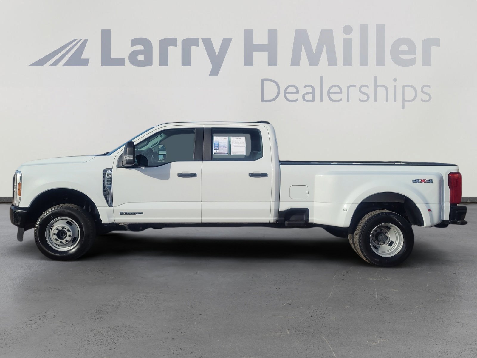 Certified 2024 Ford F350 XL image 2