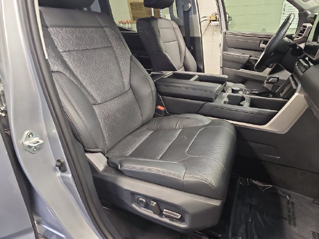 Used 2024 Toyota Tundra Limited AWD/4WD image 10