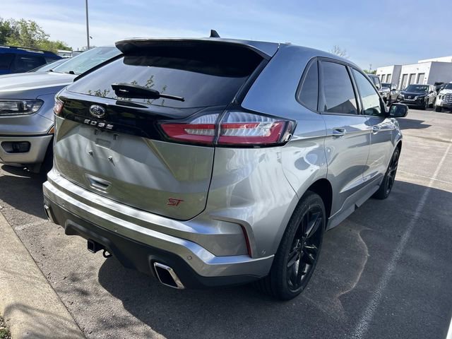 Certified 2024 Ford Edge ST w/ Equipment Group 401A AWD/4WD image 4