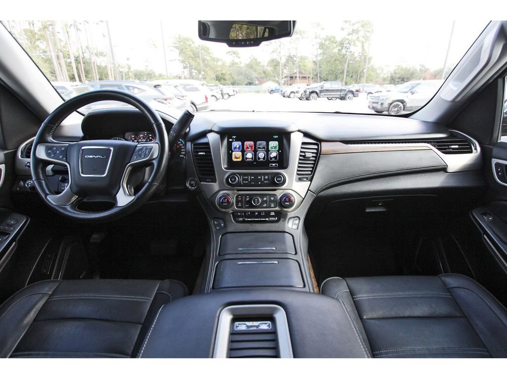 Used 2020 GMC Yukon Denali w/ Denali Ultimate Package image 14