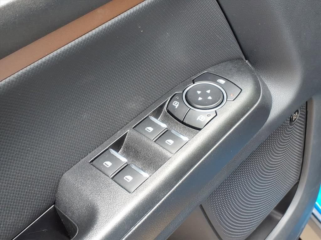 Certified 2025 Ford Bronco Sport Outer Banks w/ Outer Banks Tech Package+ AWD/4WD image 16