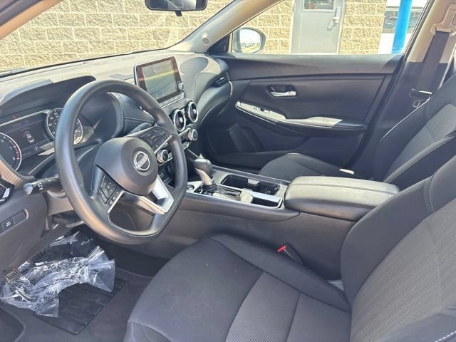 Used 2024 Nissan Sentra SV FWD image 17