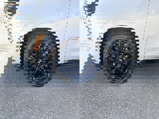 Used 2025 Chevrolet Tahoe High Country image 10