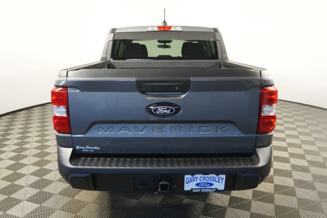 Certified 2025 Ford Maverick XL w/ Equipment Group 102A image 4