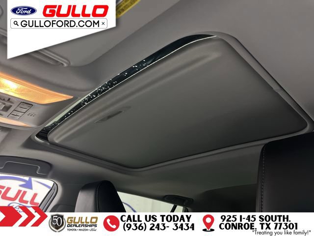 Used 2021 Toyota RAV4 XLE Premium FWD image 22
