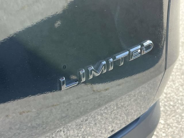 Used 2025 Toyota Grand Highlander AWD image 10