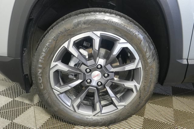 Used 2025 GMC Terrain Elevation w/ Elevation Premium Package AWD/4WD image 9