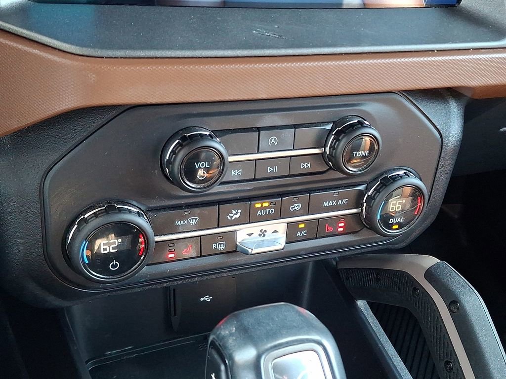 Certified 2024 Ford Bronco Outer Banks AWD/4WD image 17