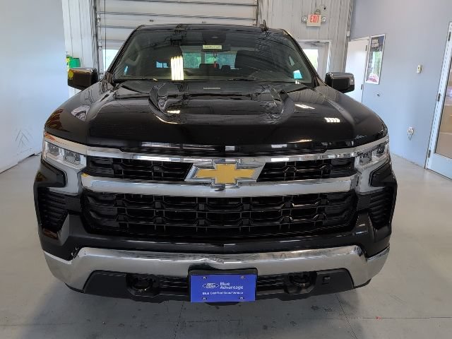 Used 2022 Chevrolet Silverado 1500 LT AWD/4WD image 6