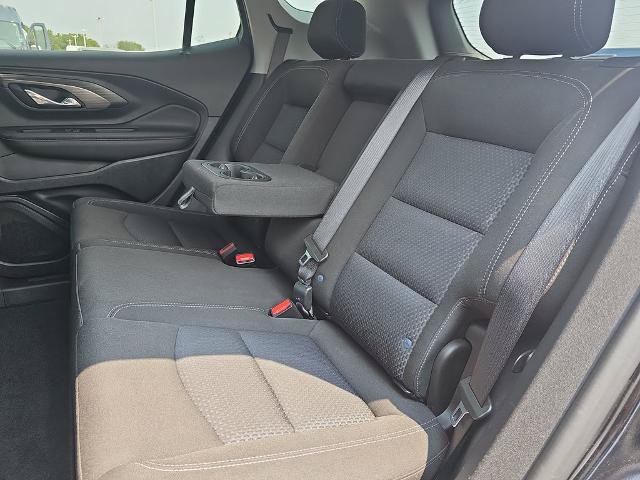 Used 2023 GMC Terrain SLE w/ Driver Convenience Package FWD image 13