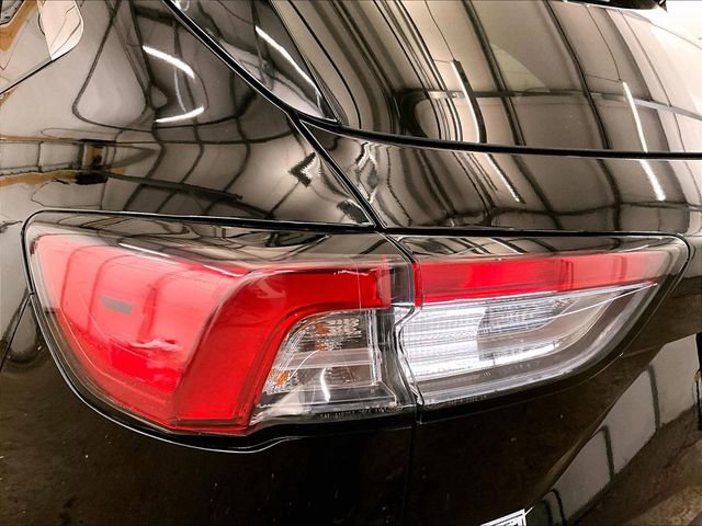Certified 2020 Ford Escape SE AWD/4WD image 28