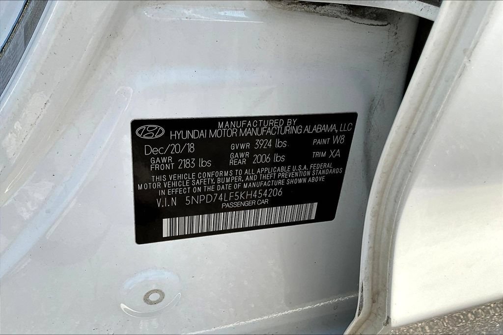 Used 2019 Hyundai Elantra SE FWD image 20