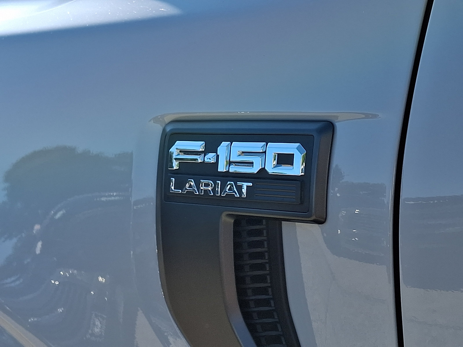 Certified 2023 Ford F150 Lariat w/ Equipment Group 502A High AWD/4WD image 35